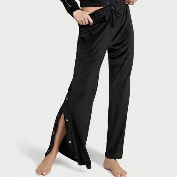 Victoria's Secret Lux Diamante Velour Snap Wide Leg Pants - Picture 1 of 16